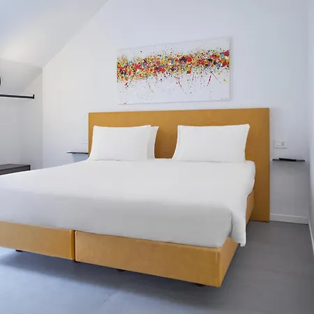 Doormi - Premium And 4* Milánó
